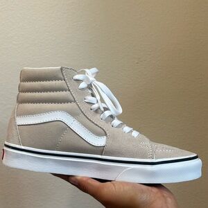 Vans high tops beige